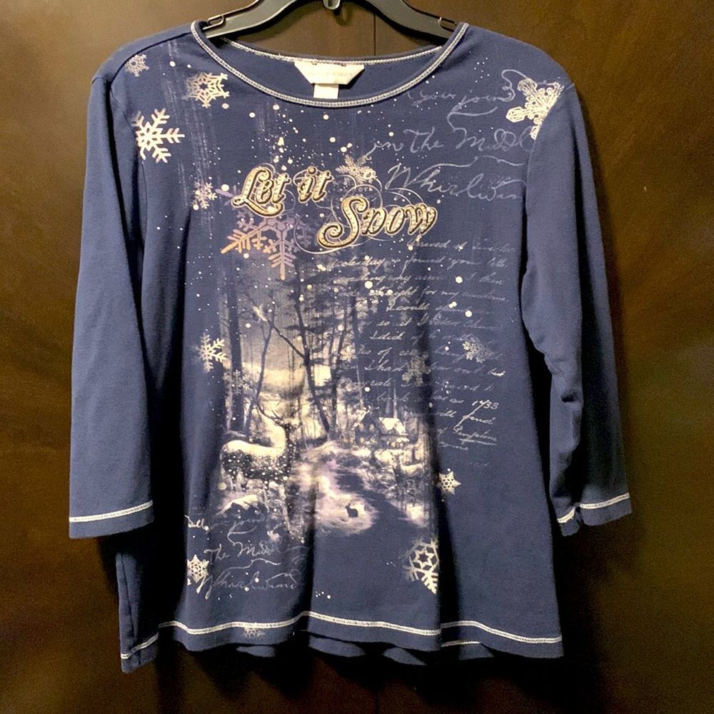 Christopher and Banks‎ women’s let it snow t shirt . Size L